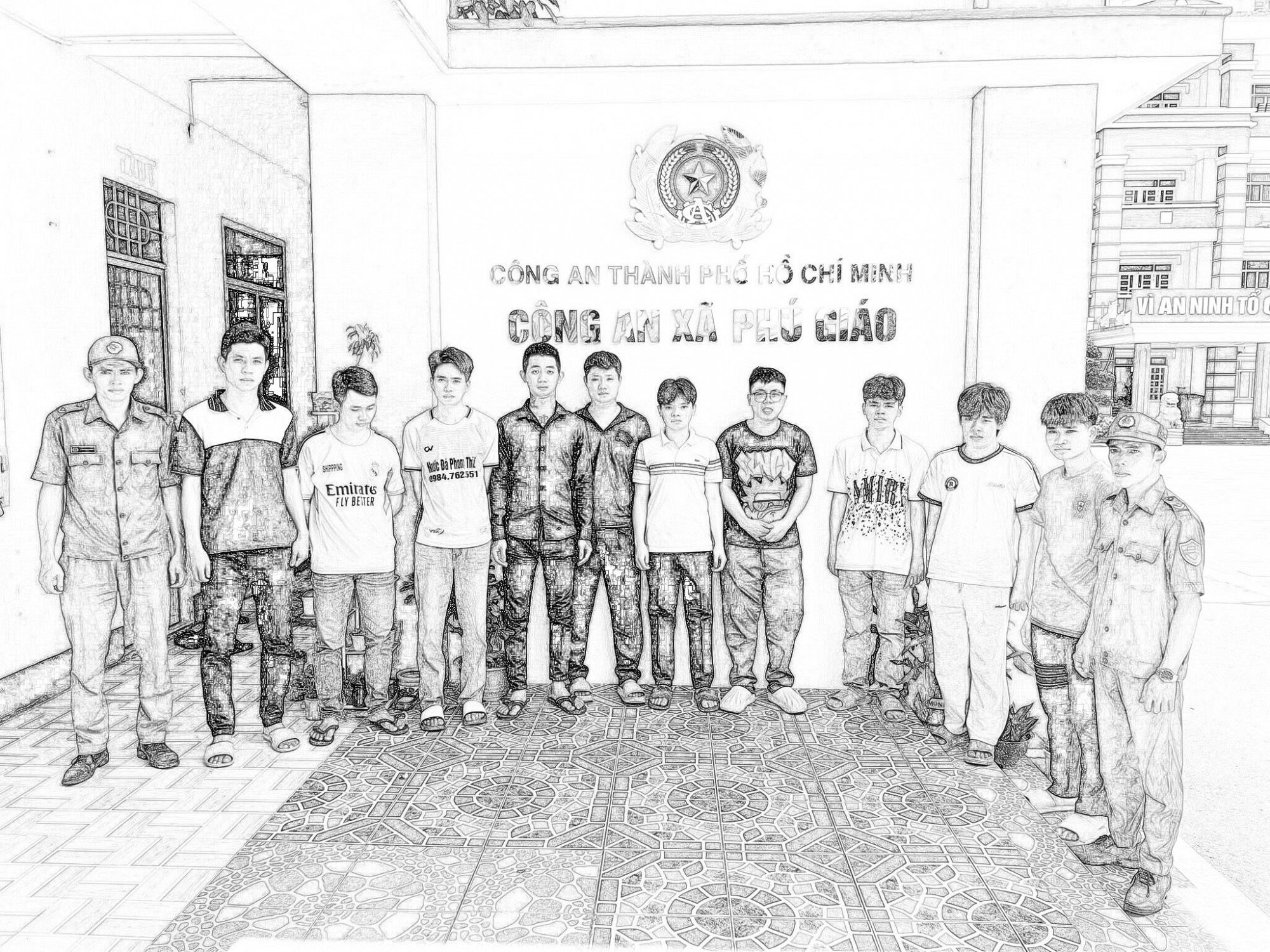 Nhóm đối tượng tại cơ quan công an. Ảnh: CACC