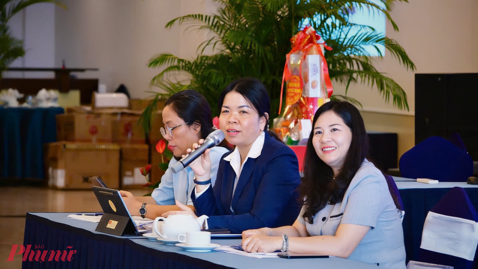 bà Nguyễn Thị Ngọc Xuân - Thành ủy viên, Chủ tịch Hội LHPN TPHCM 