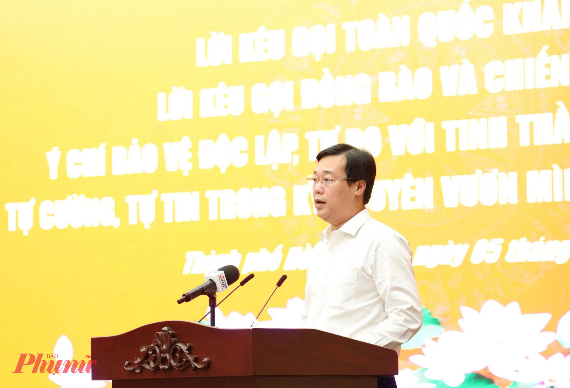 Ông Lê Quốc Phong - Ủy viên Trung ương Đảng, Phó Bí thư Thường trực Thành ủy TPHCM - phát biểu tại hội thảo
