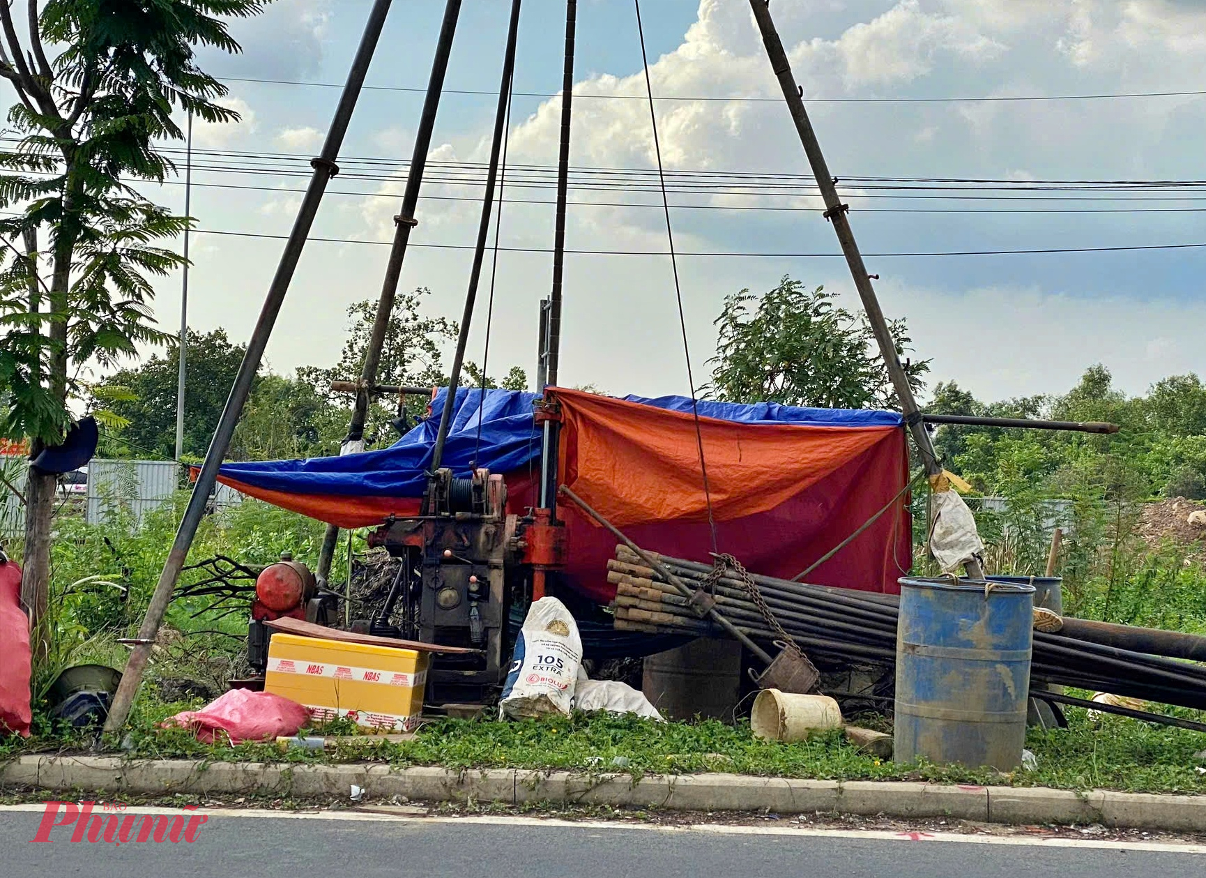 Khoan khảo sát địa chất tuyến đường sắt Thủ Thiêm - Long Thành - Ảnh: Nguyễn Văn