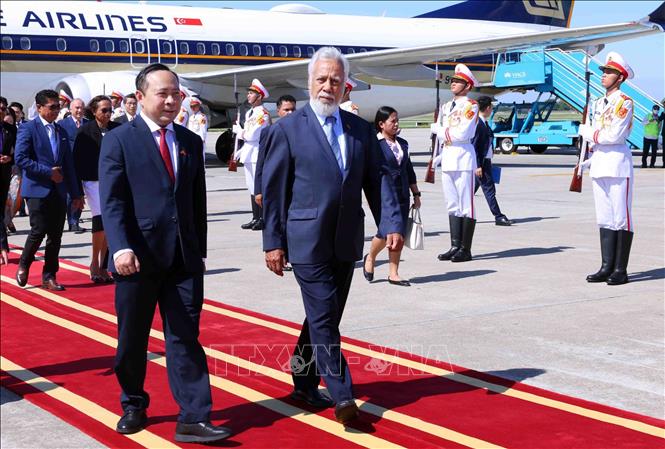 Thủ tướng Timor-Leste Kay Rala Xanana Gusmão đến Hà Nội, bắt đầu thăm chính thức Việt Nam và tham dự Diễn đàn Tương lai ASEAN lần thứ ba - Ảnh: Phạm Kiên/TTXVN.