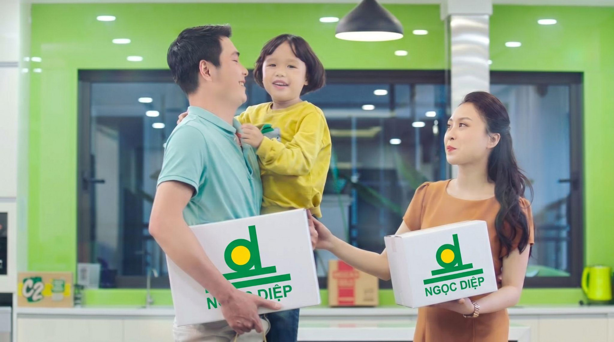 Các sản phẩm bao bì carton cao cấp của Ngọc Diệp luôn đáp ứng tiêu chuẩn khắt khe về an toàn thực phẩm, là người vệ sĩ bảo vệ chất lượng sản phẩm vì sức khỏe gia đình - Ảnh: Bao bì Ngọc Diệp