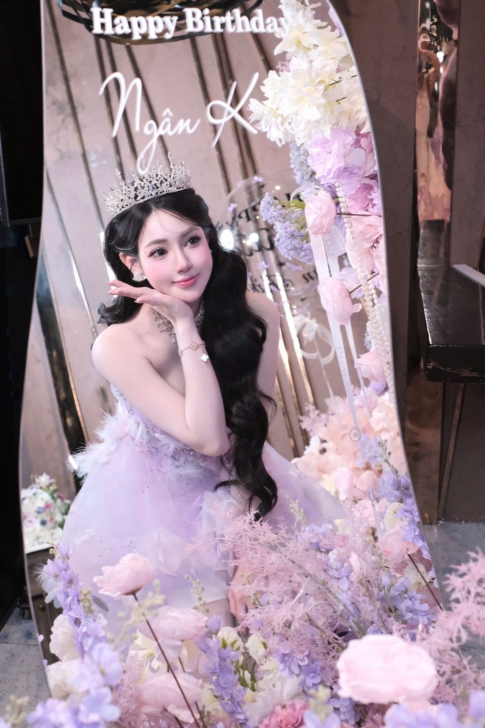 Kiêu sa trong trang phục lộng lẫy đánh dấu cột mốc trưởng thành rực rỡ - Ảnh: nhân vật cung cấp