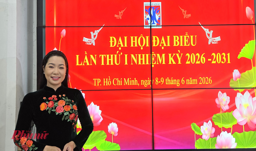 NSND Trịnh Kim Chi nhận được phiếu