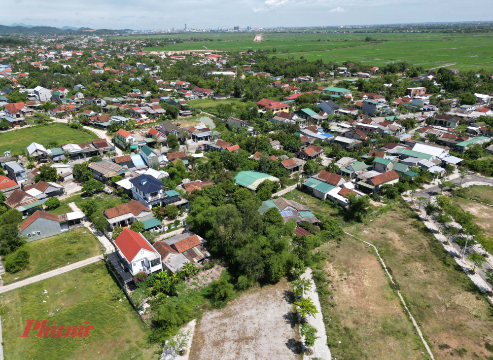 Hiện nay, Công ty cổ phần Tập đoàn Đồng Tâm gần như ngừng thi công trên thực địa, nhiều máy móc, phương tiện được tập trung tại nhà chỉ huy công trường. Trước đó, chủ đầu tư cũng đã có 2 lần ra quyết định xử phạt nhà thầu này với tổng số tiền 411 triệu đồng. Nguyên nhân là do Công ty CP Tập đoàn Đồng Tâm chậm tiến độ thi công trong thời gian dài, gây ảnh hưởng chung đến gói thầu và toàn dự án.