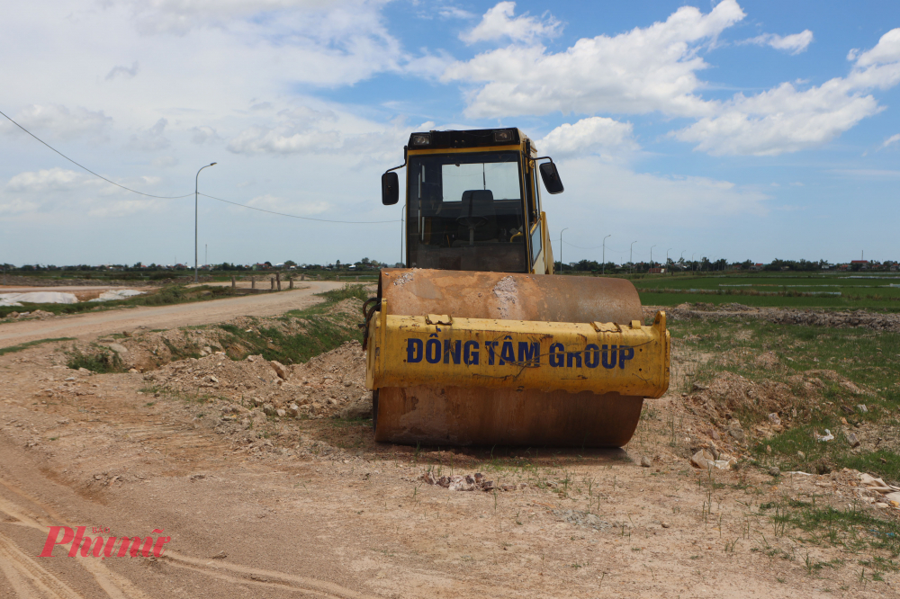 Dự án đường Tố Hữu nối dài kết nối khu đô thị An Vân Dương với sân bay Phú Bài (chiều dài gần 9,6km) có tổng mức đầu tư hơn 1.143 tỉ đồng, thời gian thực hiện trong vòng 4 năm. 