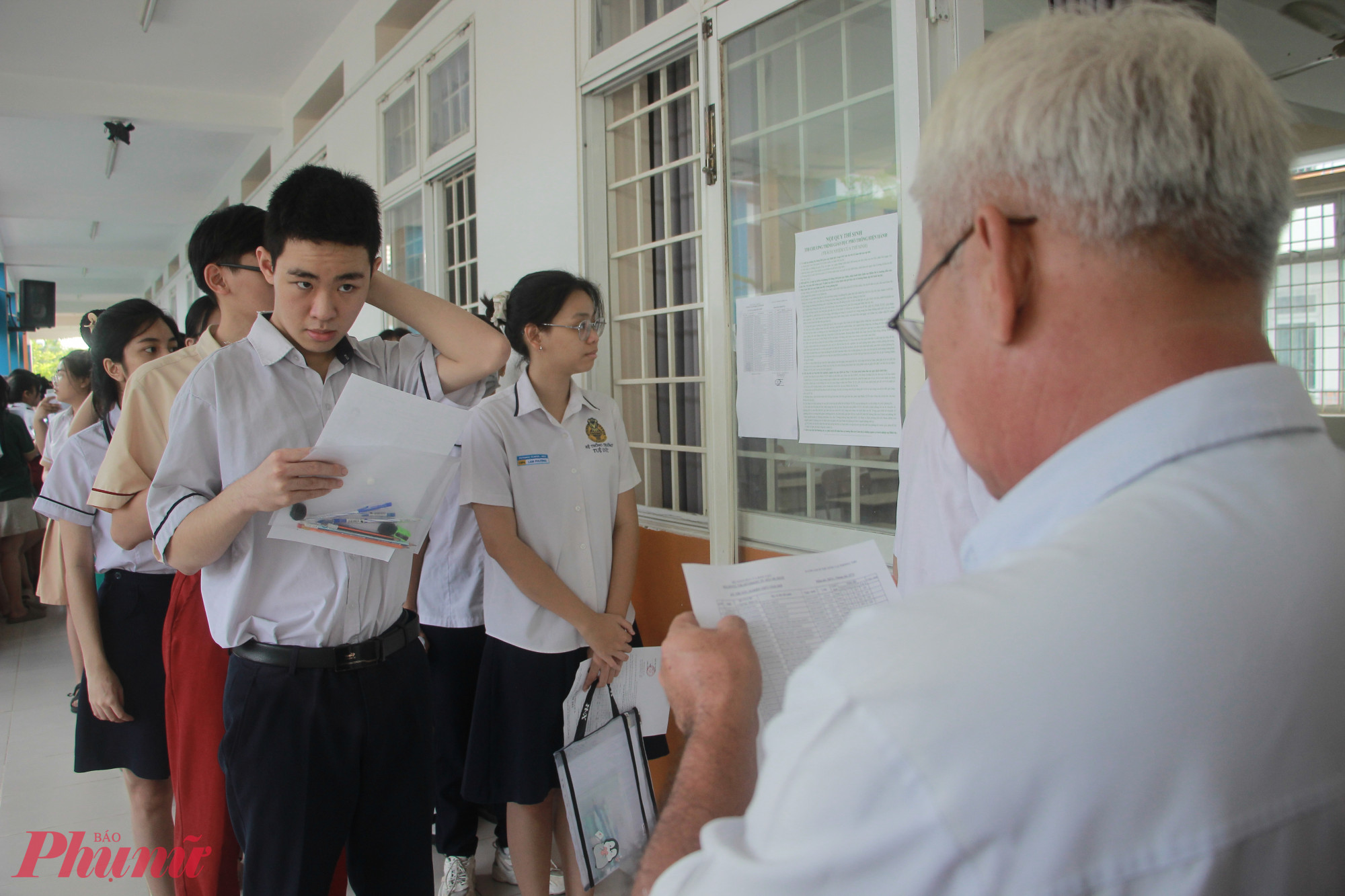 Thí sinh cần lưu ý các mốc thời gian và quy định cụ thể khi dự thi tốt nghiệp THPT 2026 - Ảnh: N.L