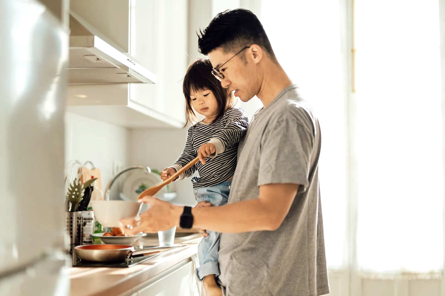 Nhiều nam giới cảm thấy chơi vơi khi lần đầu làm cha vì thiếu hệ thống hỗ trợ, tư vấn - Nguồn ảnh: Getty Images