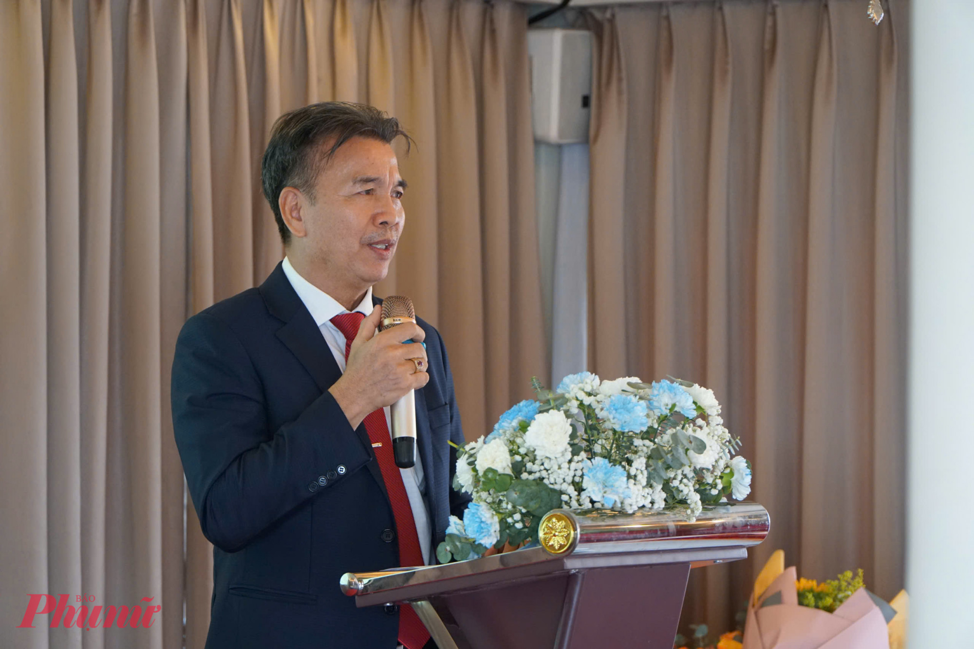 Ông An Sơn Lâm, Chủ tịch lâm thời Chi hội Du lịch Đường thủy TPHCM phát biểu tại Lễ . Ảnh: Quốc Thái