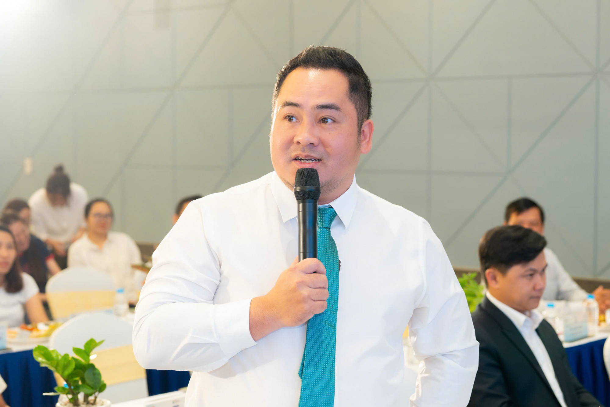 Đại diện BIDV, ông Vũ Anh Dũng - Phó giám đốc BIDV Chi nhánh Sài Gòn chia sẻ tại hội thảo - Ảnh: BIDV
