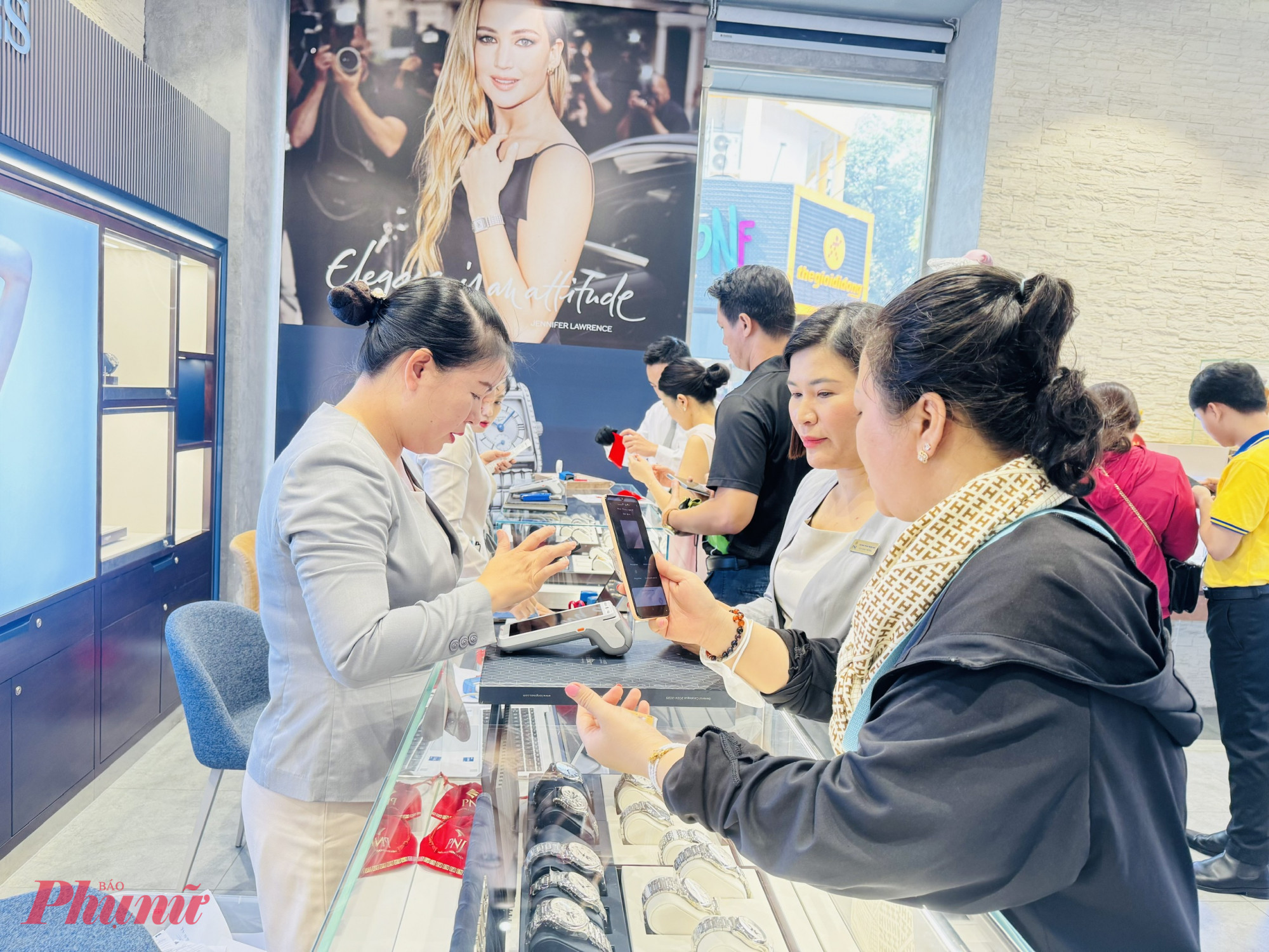 Giá vàng trong nước đã bật tăng trở lại - Ảnh: Thanh Hoa
