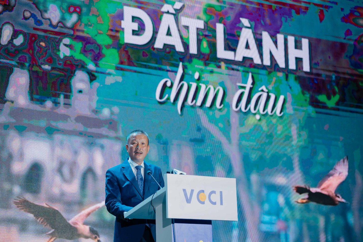 Theo ông Nguyễn Duy Hưng, khi môi trường kinh doanh được cải thiện và niềm tin thị trường được củng cố, doanh nghiệp sẽ mạnh dạn đầu tư, đổi mới sáng tạo và tham gia sâu hơn vào chuỗi giá trị toàn cầu