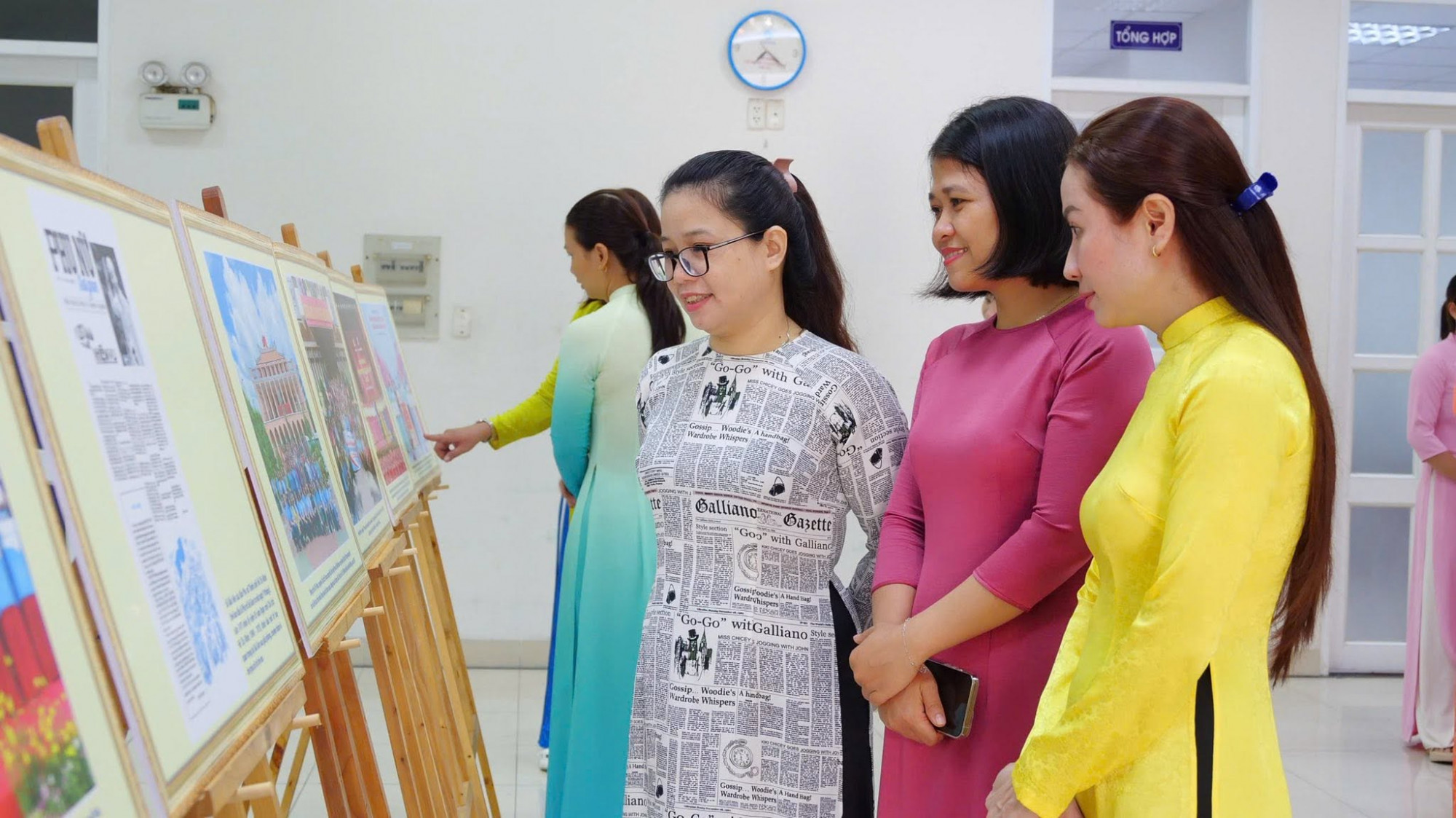 Dịp này, Hội Liên hiệp Phụ nữ Thành phố tổ chức trưng bày, triển lãm ảnh giới thiệu các dấu ấn nổi bật của phong trào phụ nữ, hoạt động Hội trong nhiệm kỳ qua.