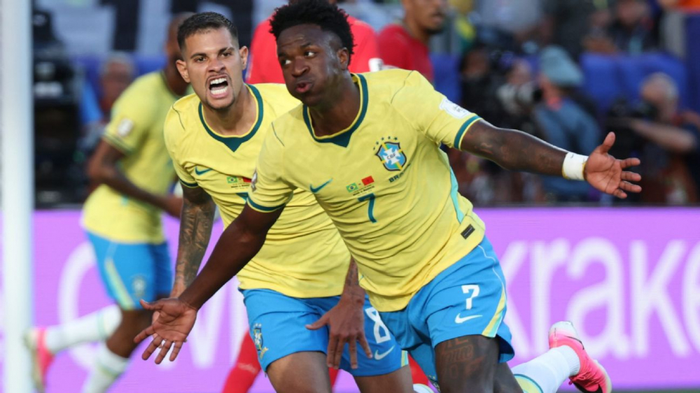 Vinícius Júnior ghi bàn gỡ hòa cho Brazil
