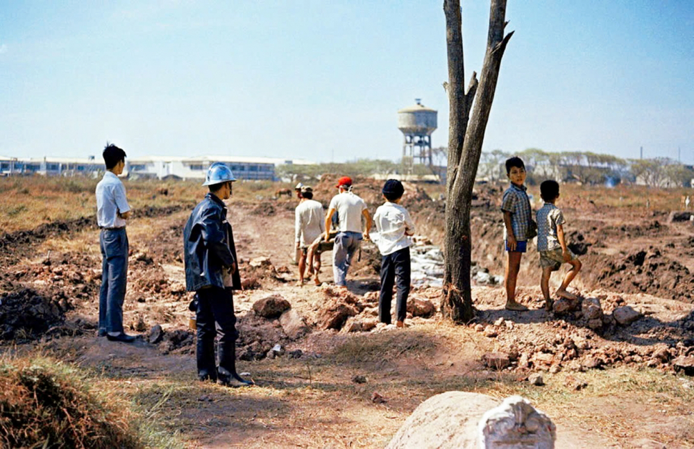 Bức ảnh màu quý giá giúp xác định thông tin về các hố chôn tập thể thi hài liệt sĩ trong công viên Lê Thị Riêng - Ảnh do Bộ Tư lệnh TPHCM cung cấp