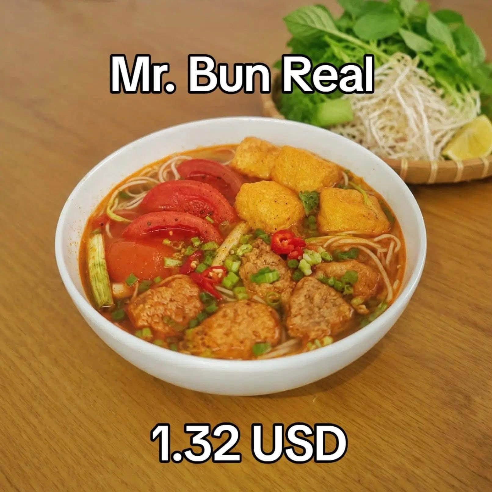 Khách Tây đặt tên các món ăn Việt độc đáo gây thích thú - Ảnh: mạng xã hội