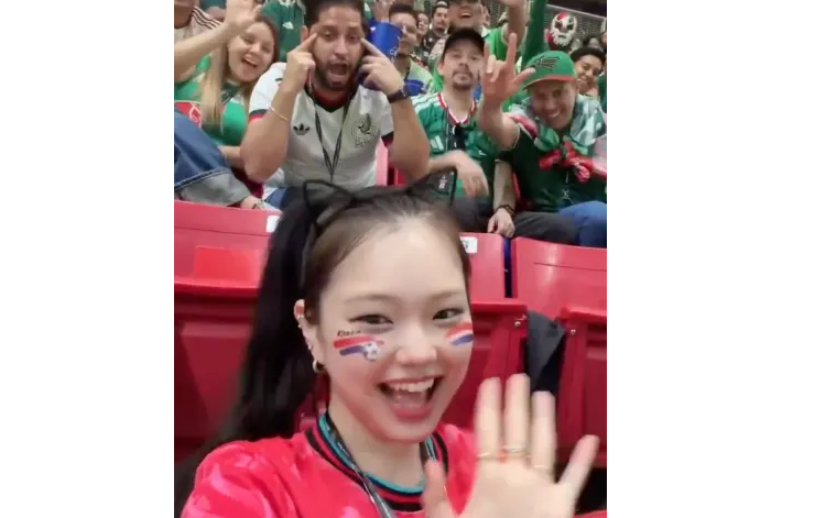 Hình ảnh bị cho là khiếm nhã của lãnh đạo người Mexico lọt vào khung hình của nữ influencer người Hàn Quốc