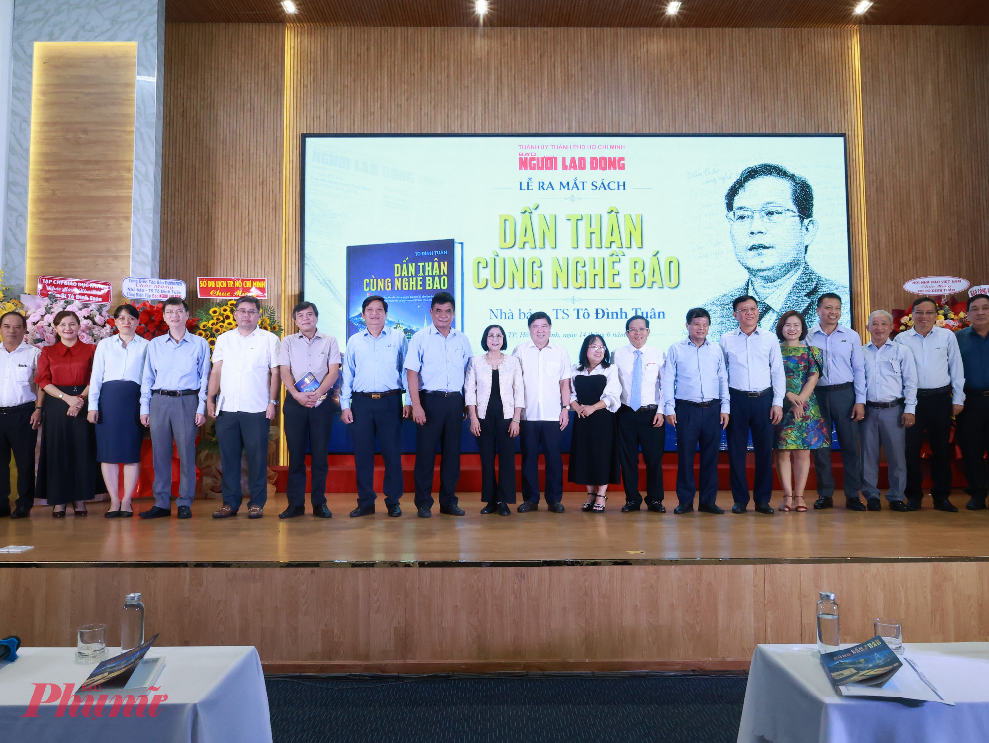 Chương trình thu hút sự tham dự của nhiều lãnh đạo, nguyên lãnh đạo TPHCM, các nhà báo kỳ cựu, chuyên gia, nhà nghiên cứu, văn nghệ sĩ cùng đông đảo sinh viên báo chí - truyền thông.
