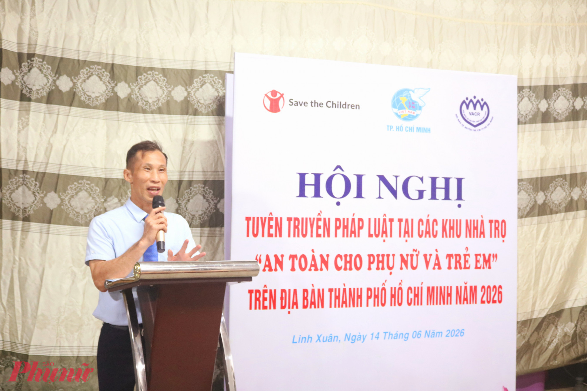 Luật sự Nguyễn Xuân Phong chia sẻ tại hội nghị - Ảnh: Mẫn Nhi
