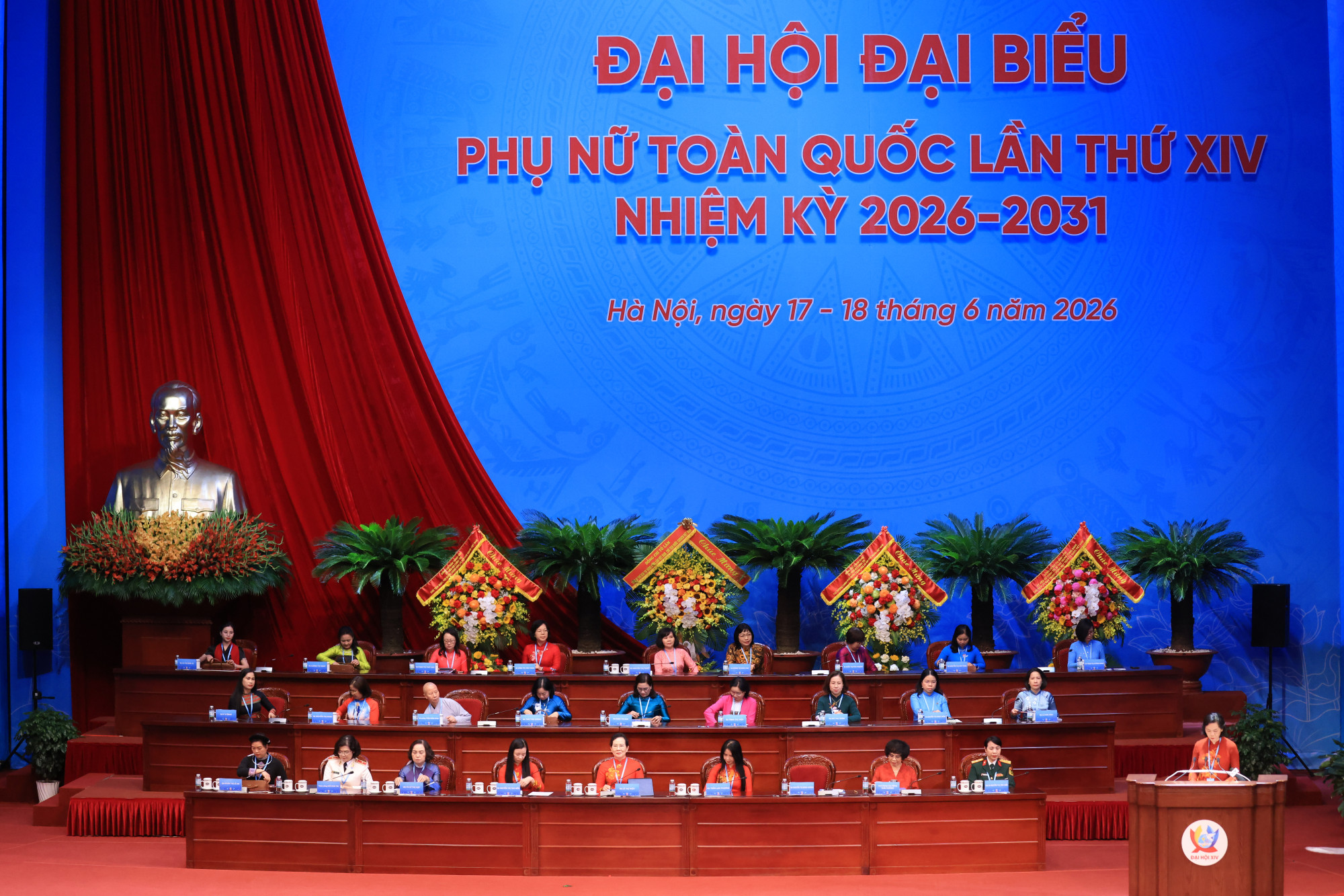Quang cảnh phiên khai mạc trọng thể Đại hội Đại biểu phụ nữ toàn quốc lần thứ XIV, nhiệm kỳ 2026-2031. Ảnh: TTXVN