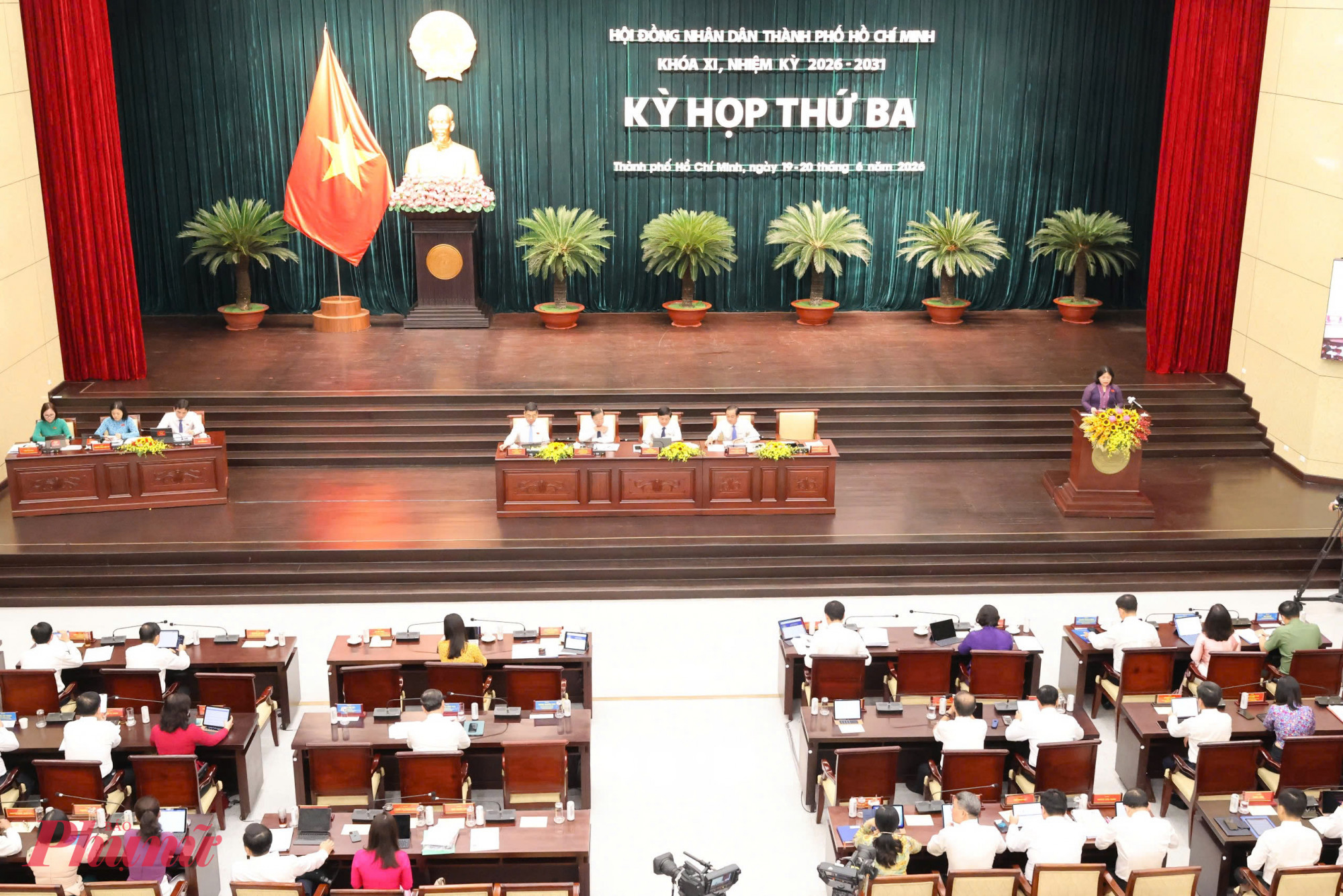 Kỳ họp thứ ba HĐND TPHCM khóa XI xem xét 53 nội dung quan trọng, từ đầu tư hạ tầng, an sinh xã hội đến các chính sách hỗ trợ cán bộ cơ sở sau sắp xếp bộ máy - Ảnh: T.T