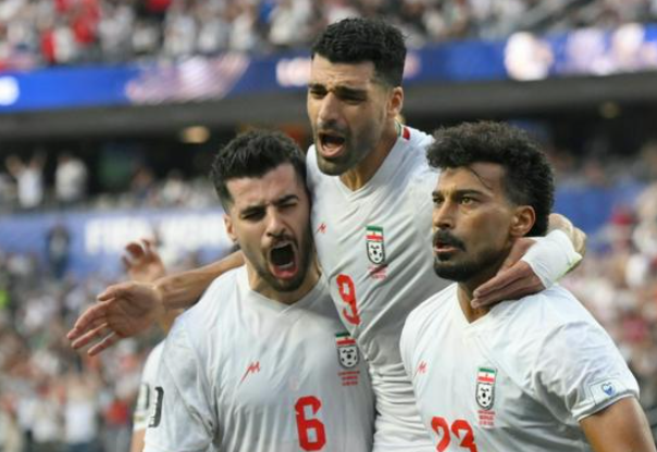 ran đã có một quá trình xây dựng khó khăn cho World Cup do cuộc chiến ở Trung Đông