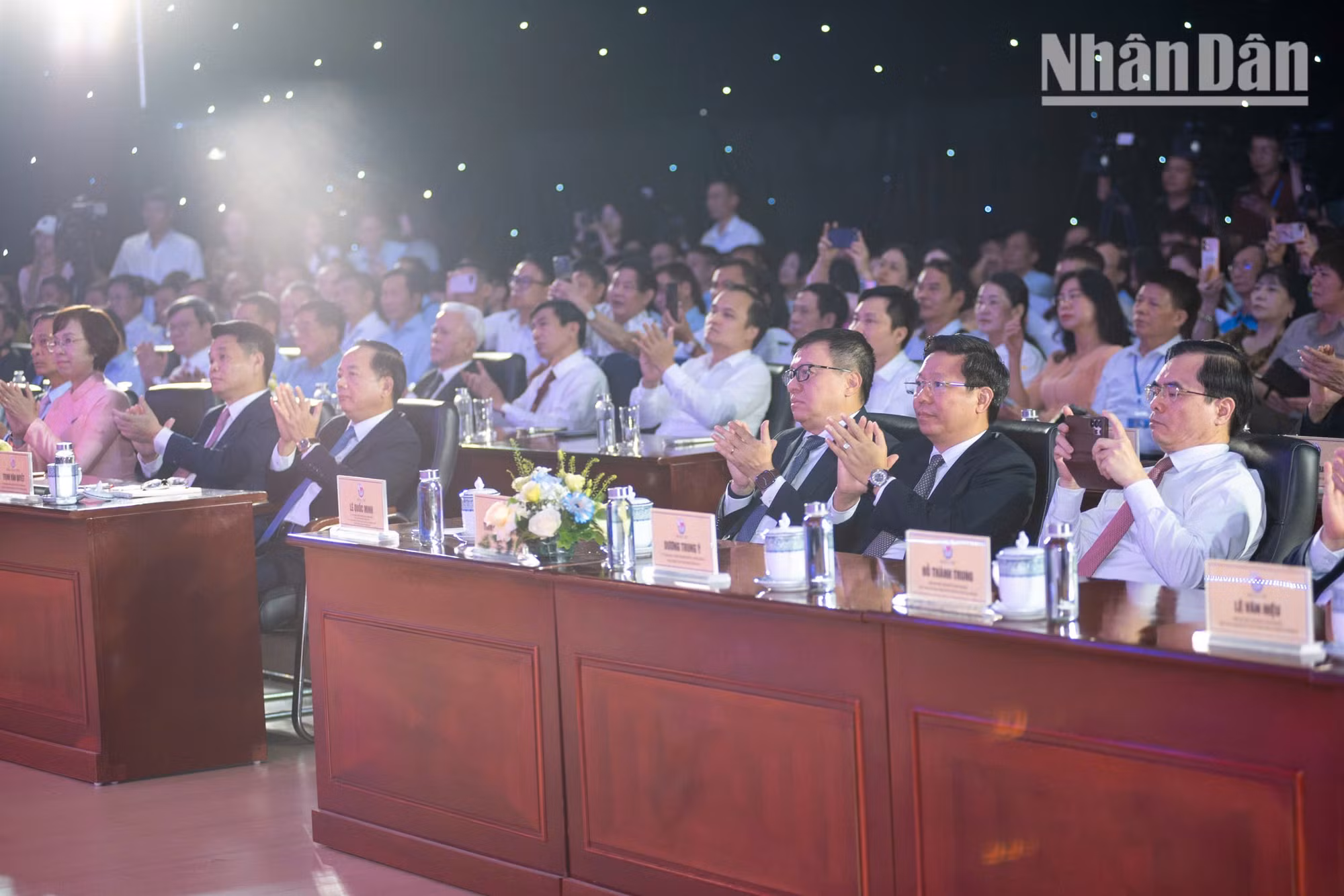  lãnh đạo Đảng và Nhà nước và các đại biểu dự Lễ khai mạc Hội Báo toàn quốc 2026 - Ảnh: Nhân Dân