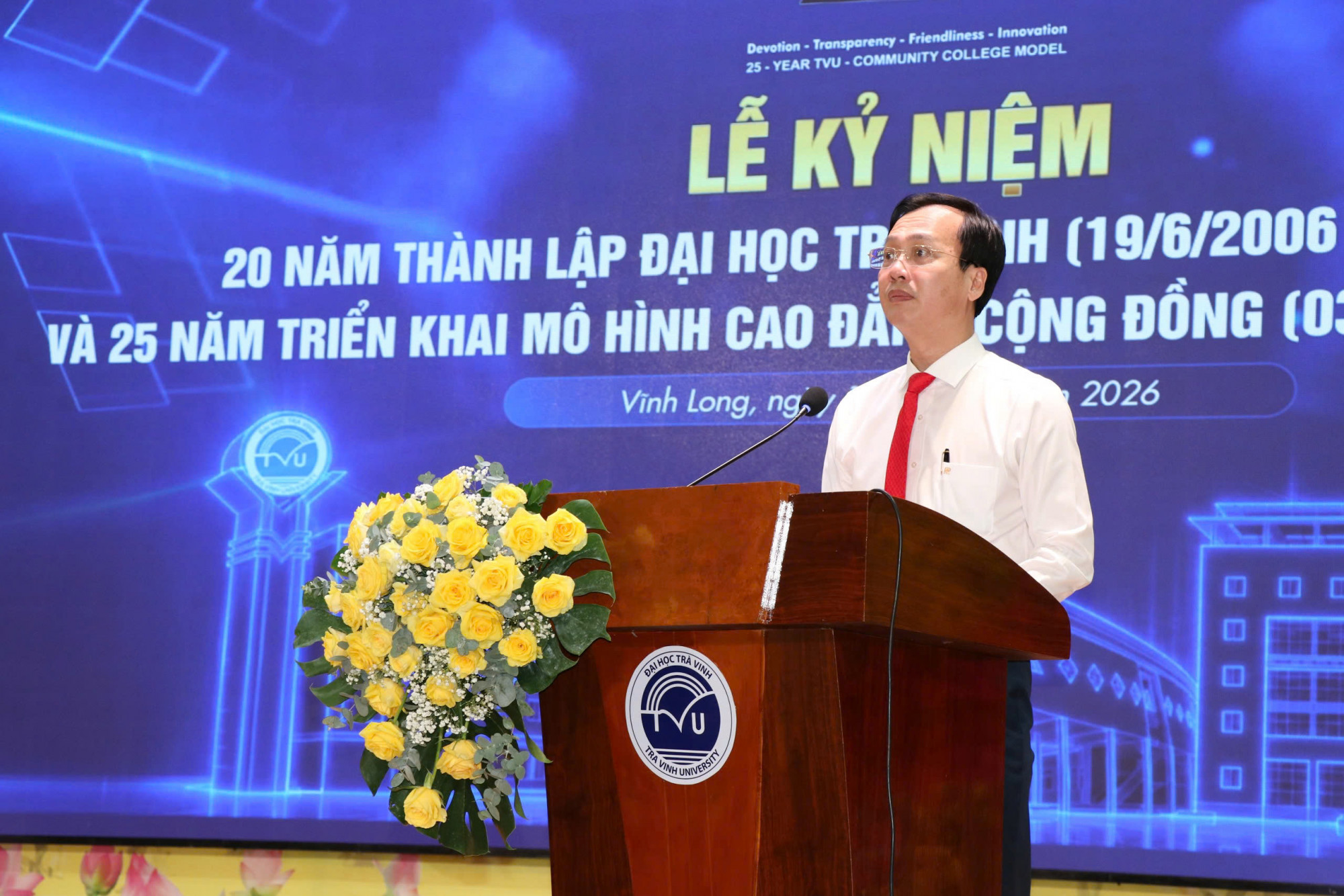 Ông Trần Trí Quang - Chủ tịch UBND tỉnh Vĩnh Long - phát biểu. Ảnh: CTV