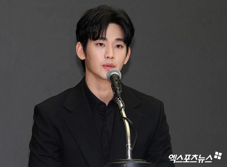 Sau  hơn  một  năm lao  đao  với  những  cáo  buộc  về  đời  tưư, Kim  Sooo-hyun có  thể sẽ trơ lại với chương  trình quảng cáo vào tháng 7. Ảnhh: Korea  Times