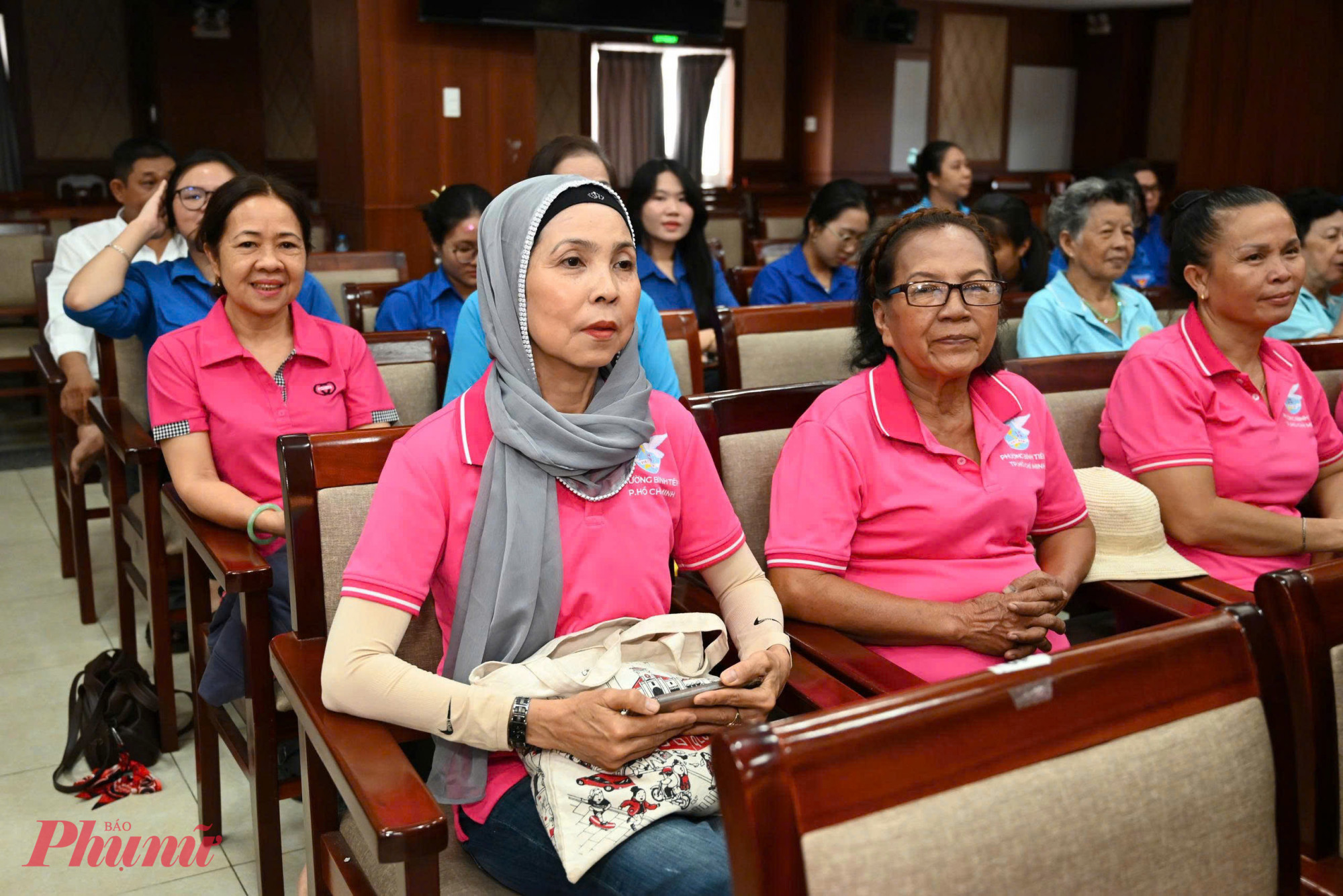 Các đại biểu tham dự