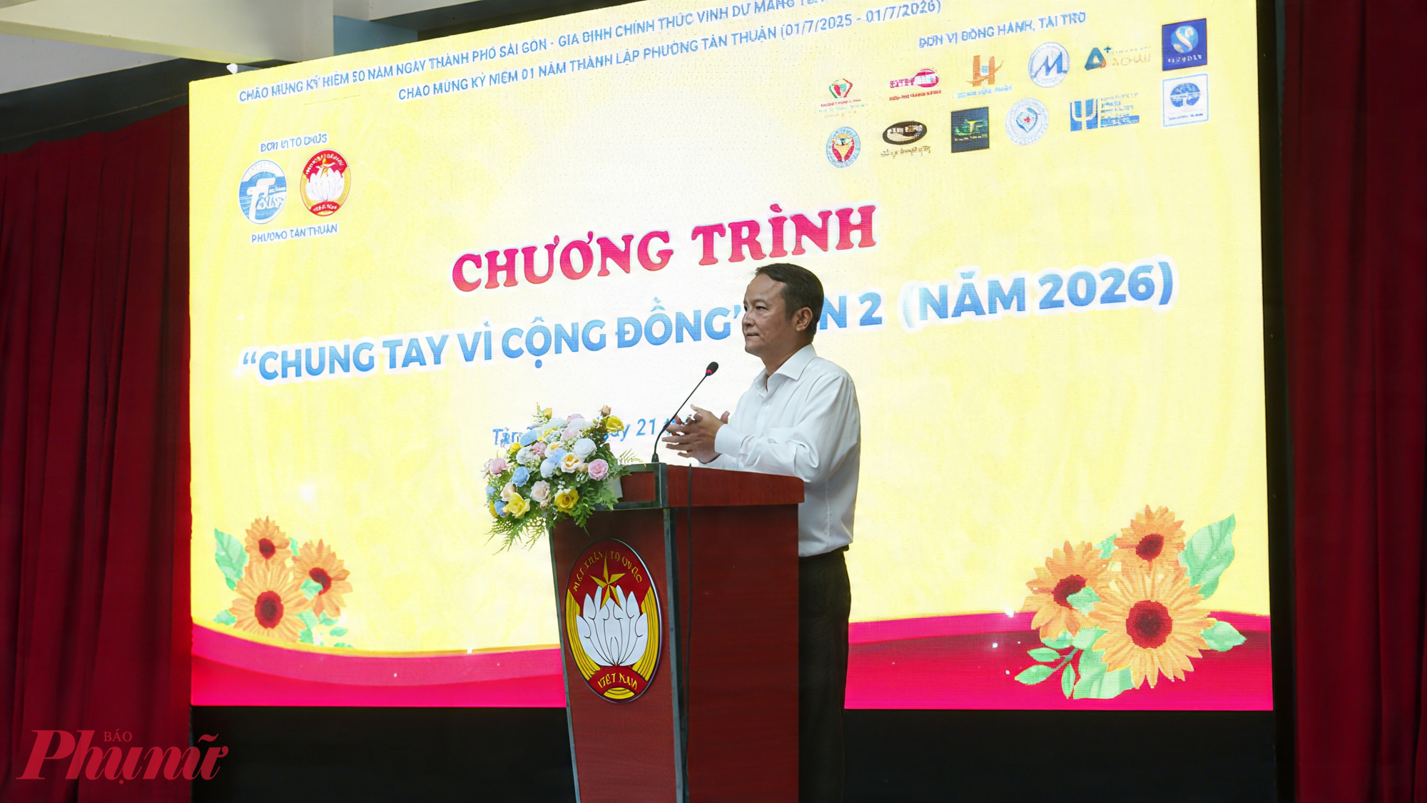 ông Nguyễn Văn Phương - Chủ tịch Ủy ban MTTQ Việt Nam phường Tân Thuận - phát biểu tại chương trình.