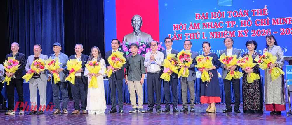 Nhạc sĩ Nguyễn Quang Vinh tái đắc cử Chủ tịch Hội Âm nhạc TPHCM Ban chấp hành nhiệm kỳ 2020 - 2025 từ nhiệm.