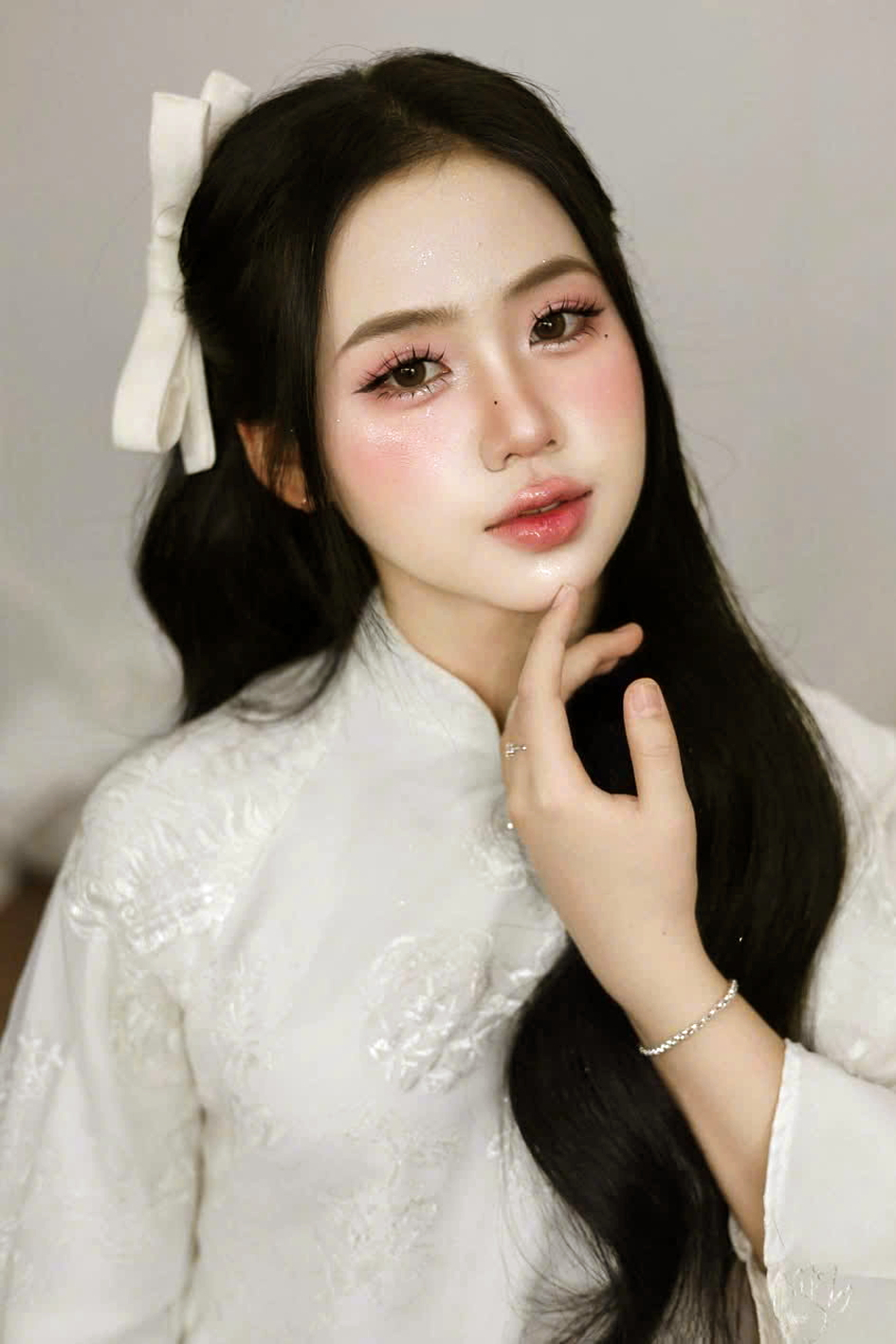 Khuyết điểm làn da trở thành cơ hội để Nguyên Thảo trở thành người mẫu trang điểm và được nhiều người yêu mến - Ảnh do nhân vật cung cấp