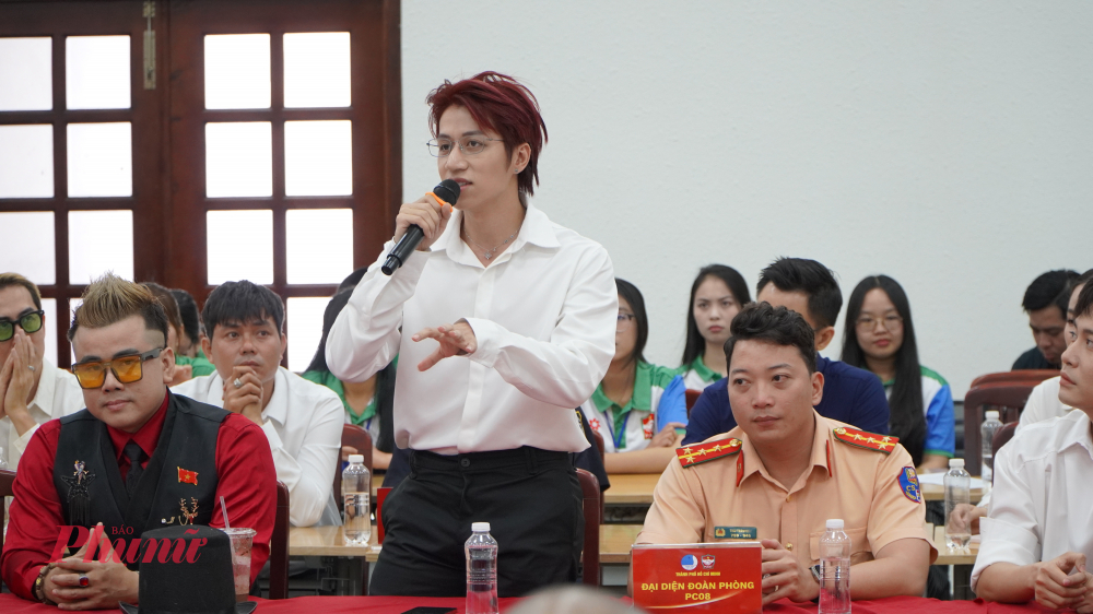 Nhạc sĩ Bùi Duy Ngọc bày tỏ mong muốn mỗi người, đặc biệt là các bạn trẻ, trang bị kiến thức, nâng cao ý thức để chủ động phòng, tránh ma túy và bảo vệ bản thân trước những cám dỗ trong cuộc sống.