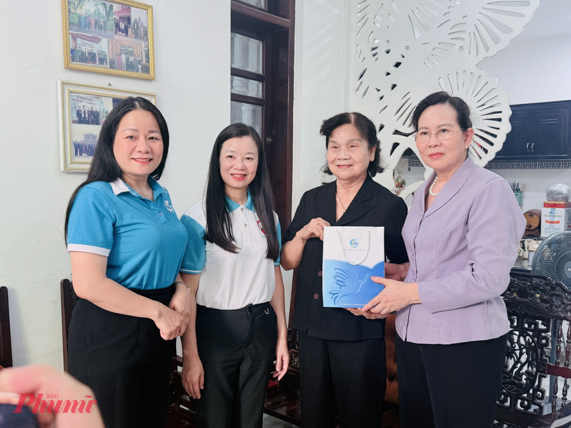 Lê Thị Thủy - Ủy viên Trung ương Đảng, Phó Chủ tịch Ủy ban Trung ương Mặt trận Tổ quốc Việt Nam, Chủ tịch Hội Liên hiệp Phụ nữ Việt Nam 