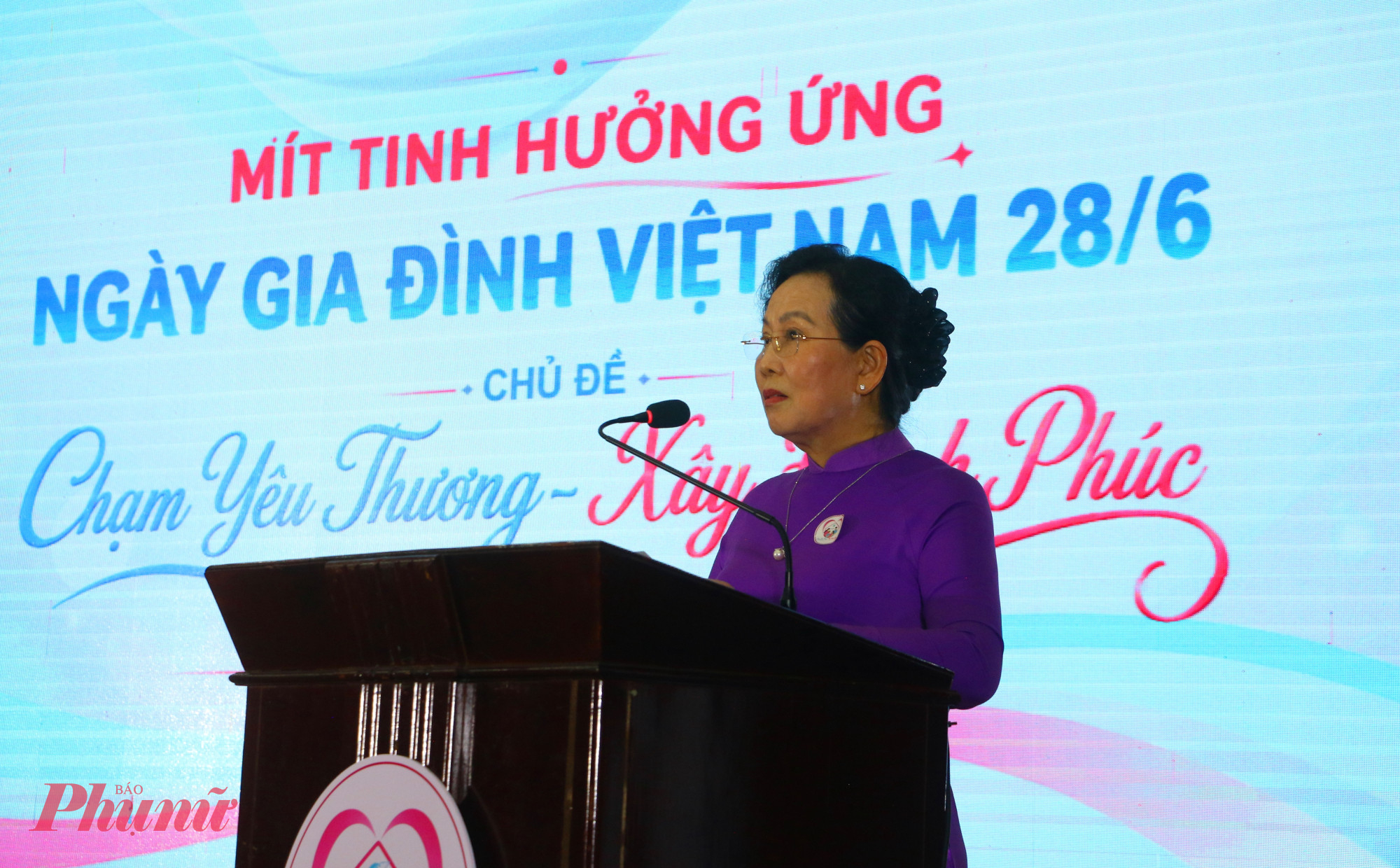 bà Lê Thị Thủy – Ủy viên Ban Chấp hành Trung ương Đảng, Phó Chủ tịch Ủy ban Trung ương MTTQ Việt Nam, Bí thư Đảng ủy, Chủ tịch Hội LHPN Việt Nam