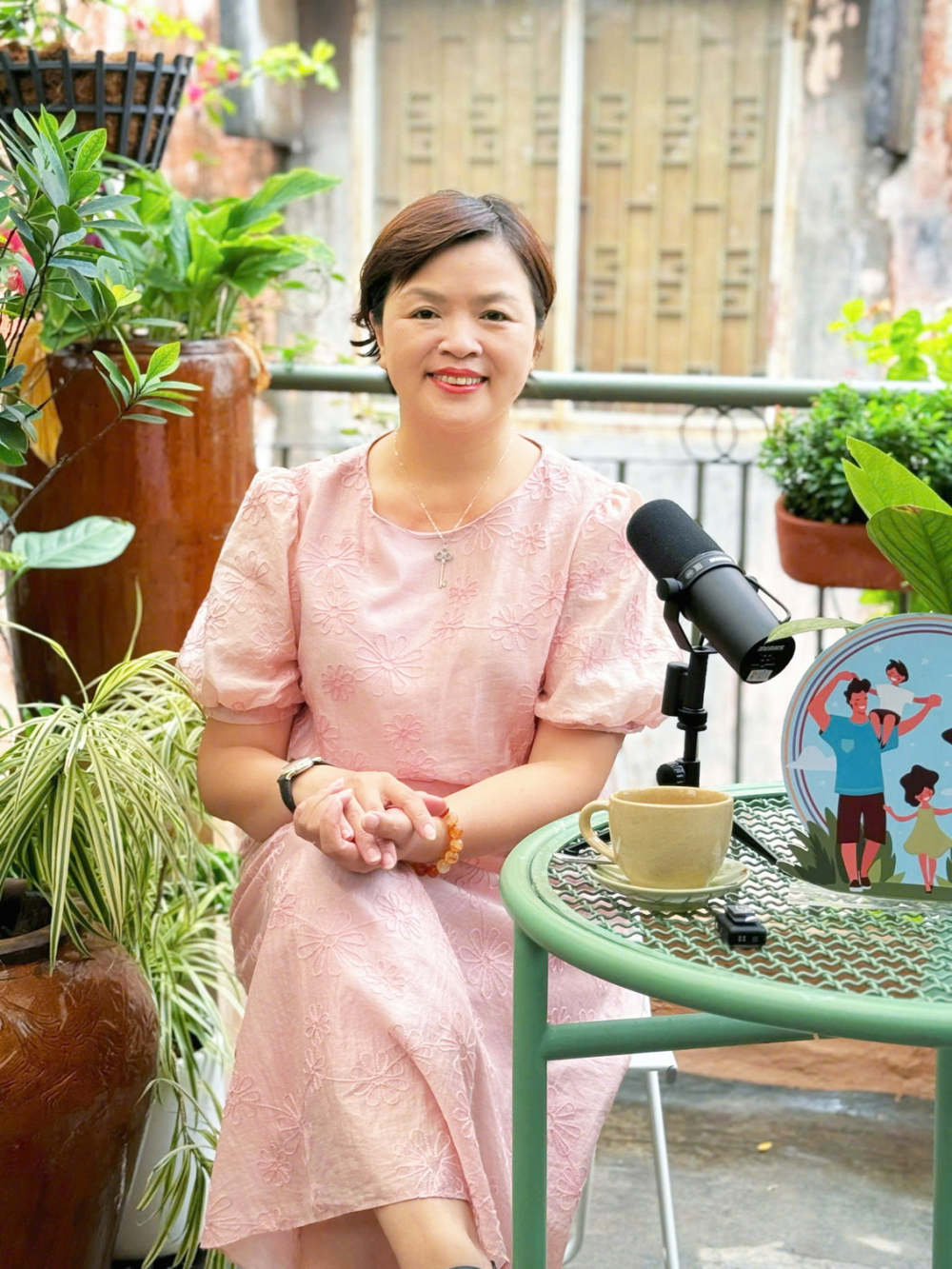 Tiến sĩ Phạm Thị Thúy tham gia chia sẻ tại talk show  Mình là của nhau của Báo Phụ nữ TPHCM - ẢNH: NHÃ CHÂN