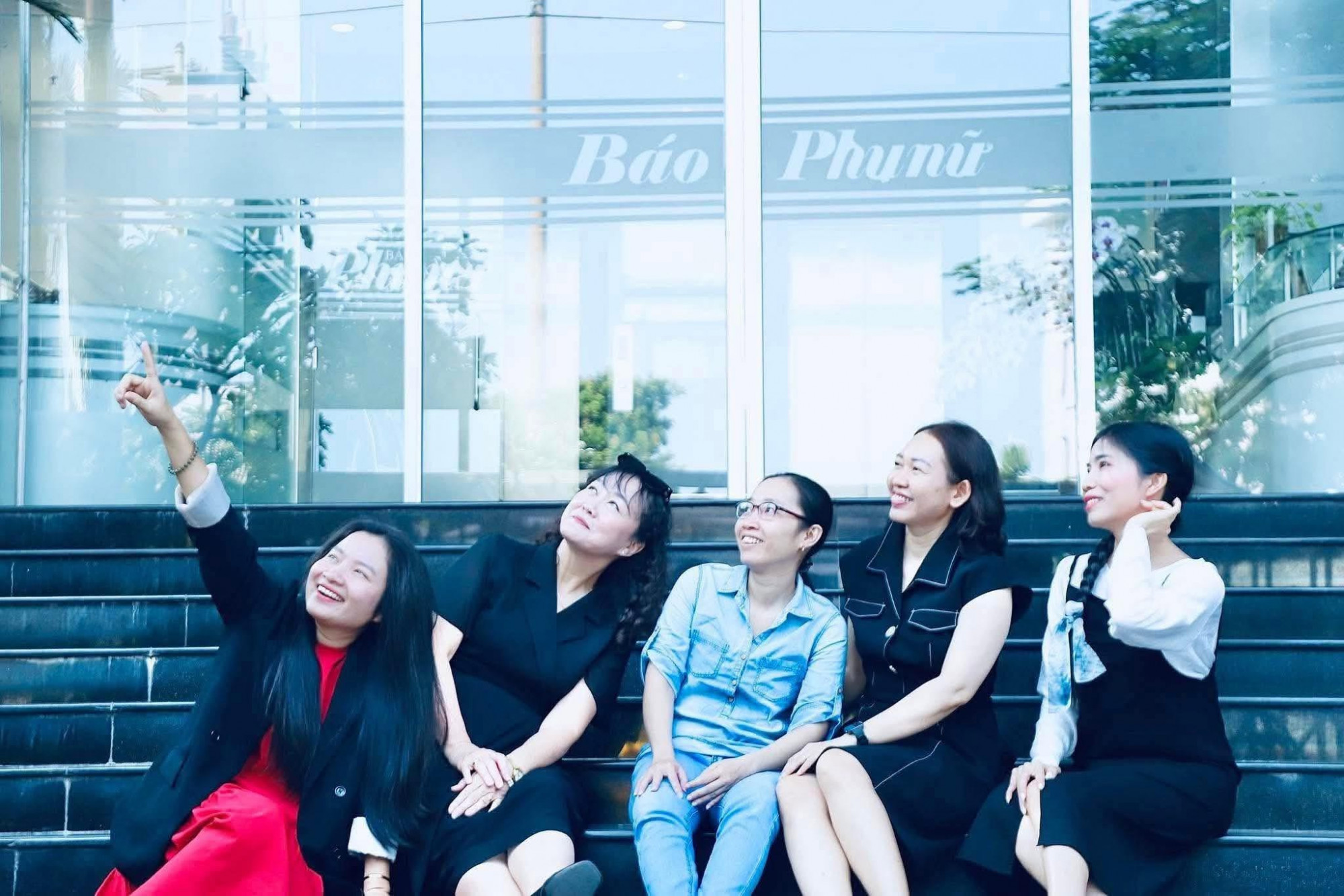Phóng viên ban  Văn hoá - Văn  nghệ