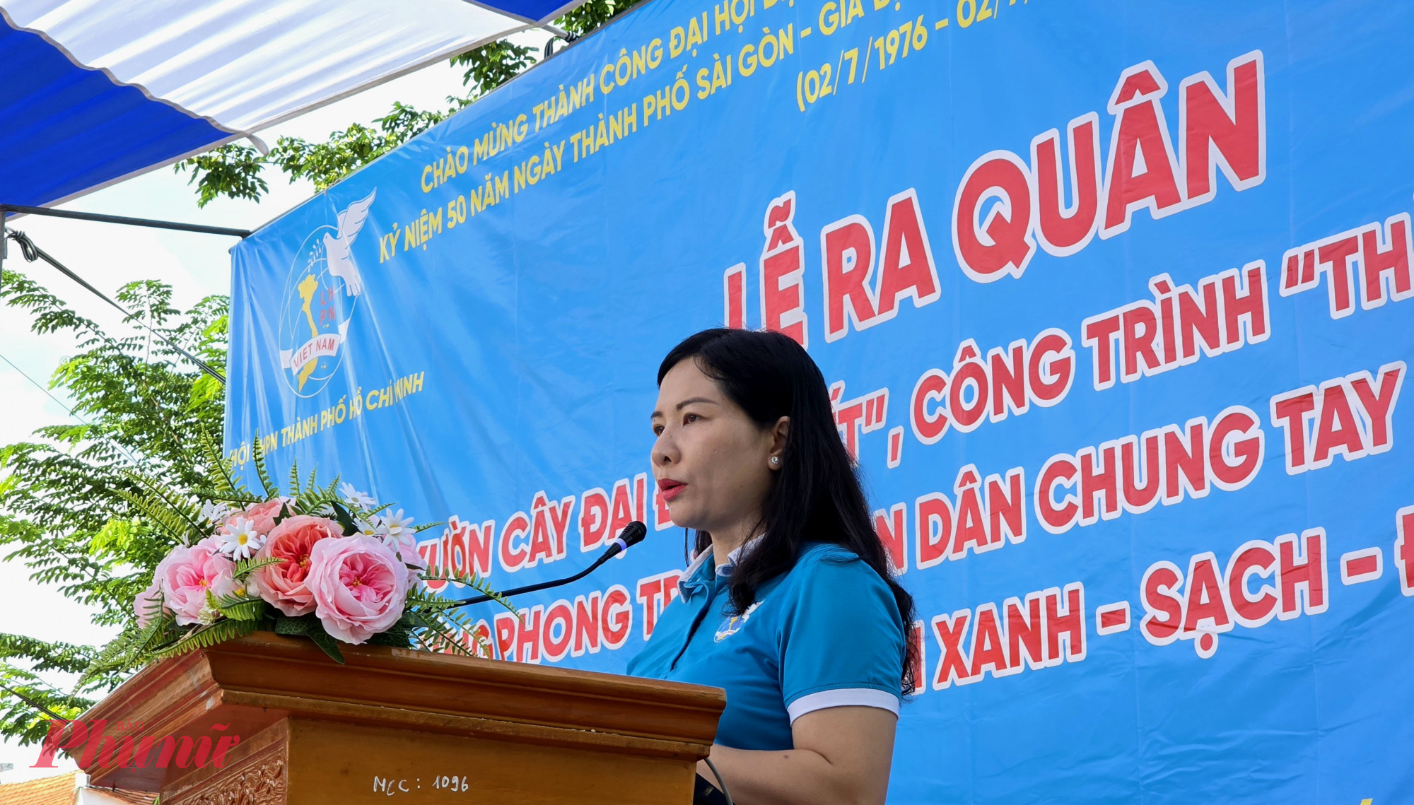 Trong khuôn khổ chương trình, bà Nguyễn Thị Ngọc Linh - Phó chủ tịch Hội  LHPN TPHCM - phát biểu phát động lễ ra quân thực hiện “vườn cây đại  đoàn kết”, công trình “thành phố muôn sắc hoa”. Bà khẳng định: công trình mang ý nghĩa đặc biệt, là hành động thiết thực đầu tiên của các cấp Hội Phụ nữ Thành phố và phụ nữ lực lượng vũ trang Quận khu 7 nhằm thiết thực chào mừng thành công của Đại hội đại biểu Phụ nữ toàn quốc lần thứ XIV và kỷ niệm 50 năm ngày Thành phố Sài Gòn – Gia Định vinh dự, chính thức mang tên Chủ tịch Hồ Chí Minh