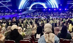 Khoảng 30 người bị ngất xỉu trong buổi hòa nhạc do chen lấn ở Indonesia