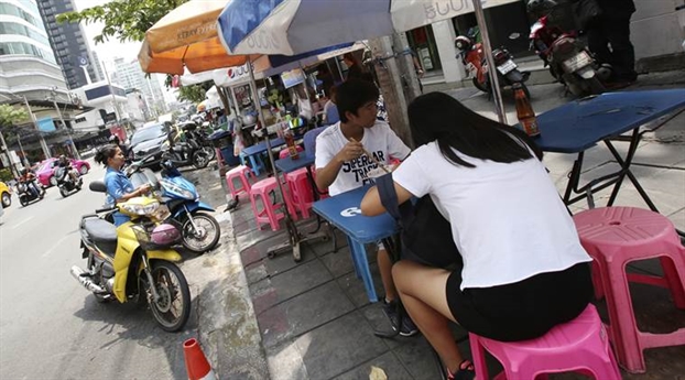 Bangkok dep het hang rong tren cac tuyen pho chinh