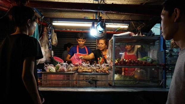 Bangkok dep het hang rong tren cac tuyen pho chinh