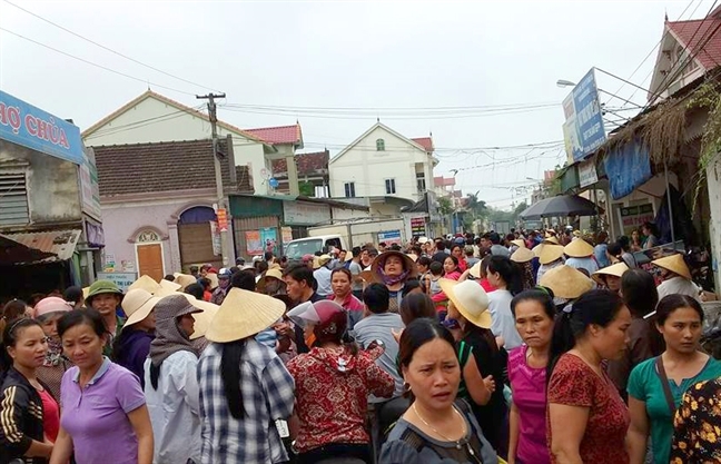 Vu nguoi dan vay bat phu nu nghi thoi mien: Nan nhan bi oan