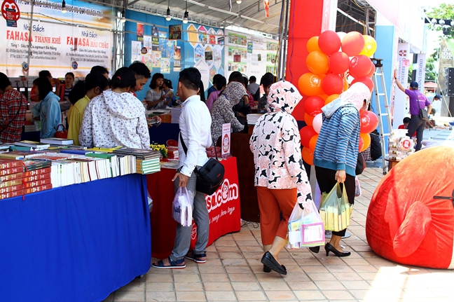 'Ninja' co mat tai hoi sach Da Nang