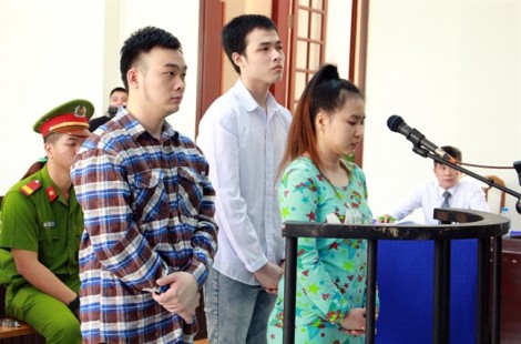 Vụ tạt axit nữ sinh ở quận Gò Vấp: Gây án theo tình tiết một bộ phim