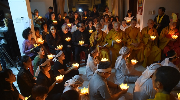 'Qua tai' khan gia, nha NSUT Thanh Sang phai dong cong