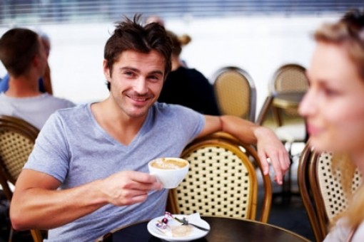 Ai mà chẳng có những phút giây ngoài vợ ngoài chồng