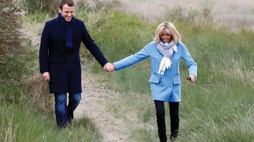 Với đàn bà, liệu có bùng lên câu hỏi 'Em có thể thành đệ nhất phu nhân không?'