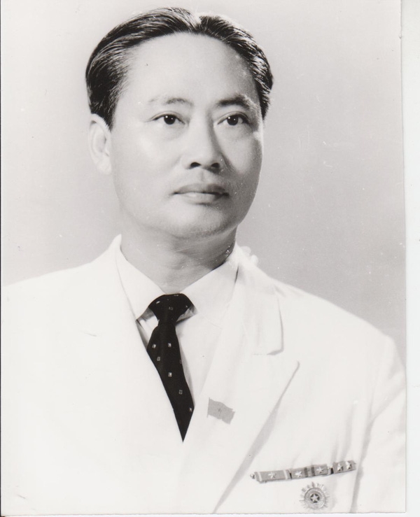 Ton That Tung (1912 -1982): Tram nam chung mot soi day to hong