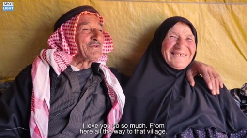 Lưu lạc vì chiến tranh, cặp vợ chồng già Syria vẫn may mắn bên nhau